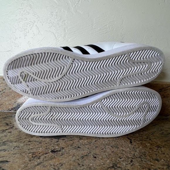 Adidas Superstar - Picture 6 of 7